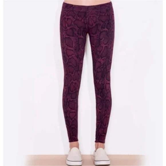 Sundry Python Leggings - Picture 6 of 6